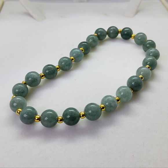 Jade & 14k Plated Bead Stretch Bracelet ☆Last two - Picture 4 of 5
